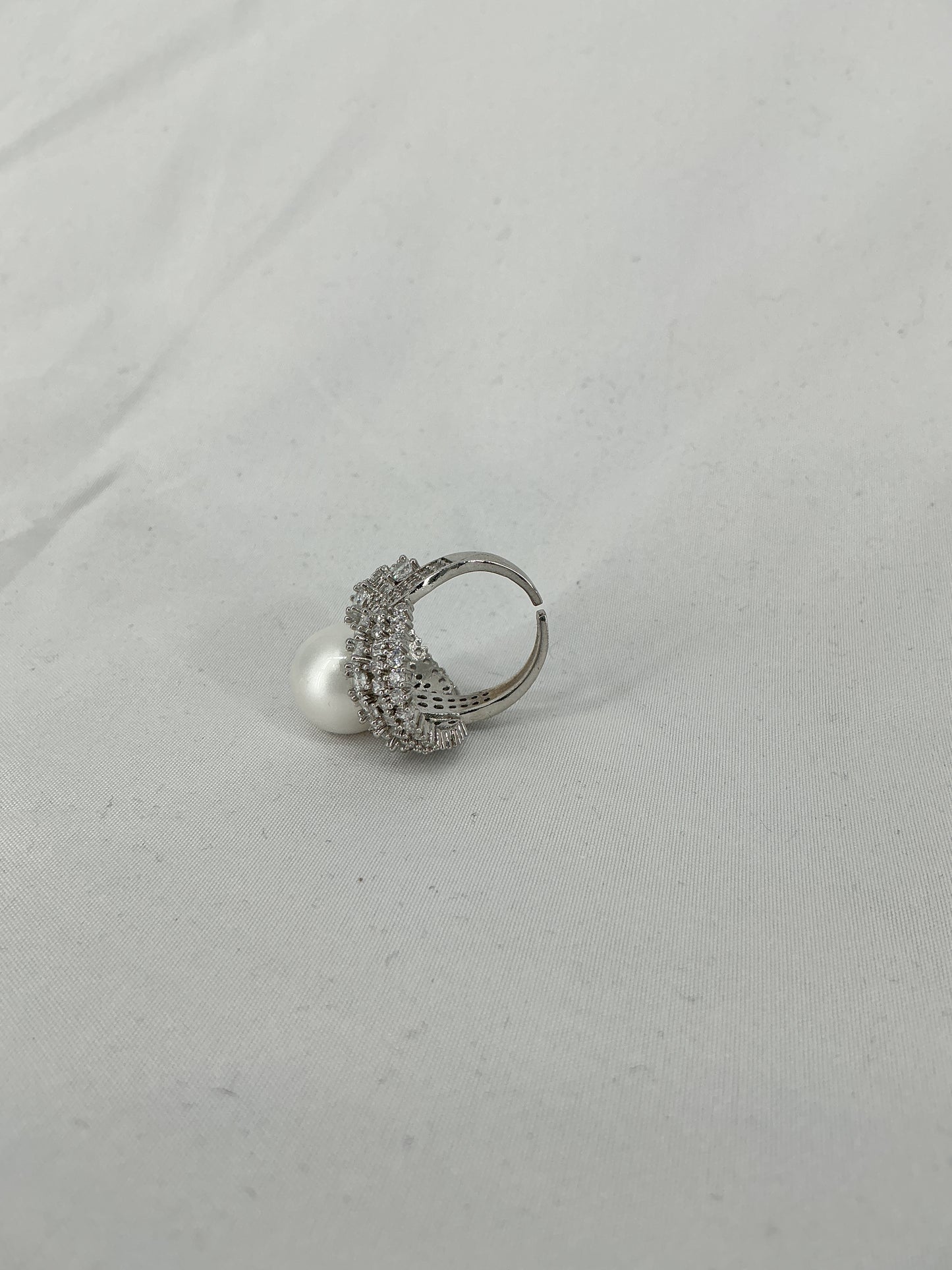 Vintage Radiant Pearl Ring