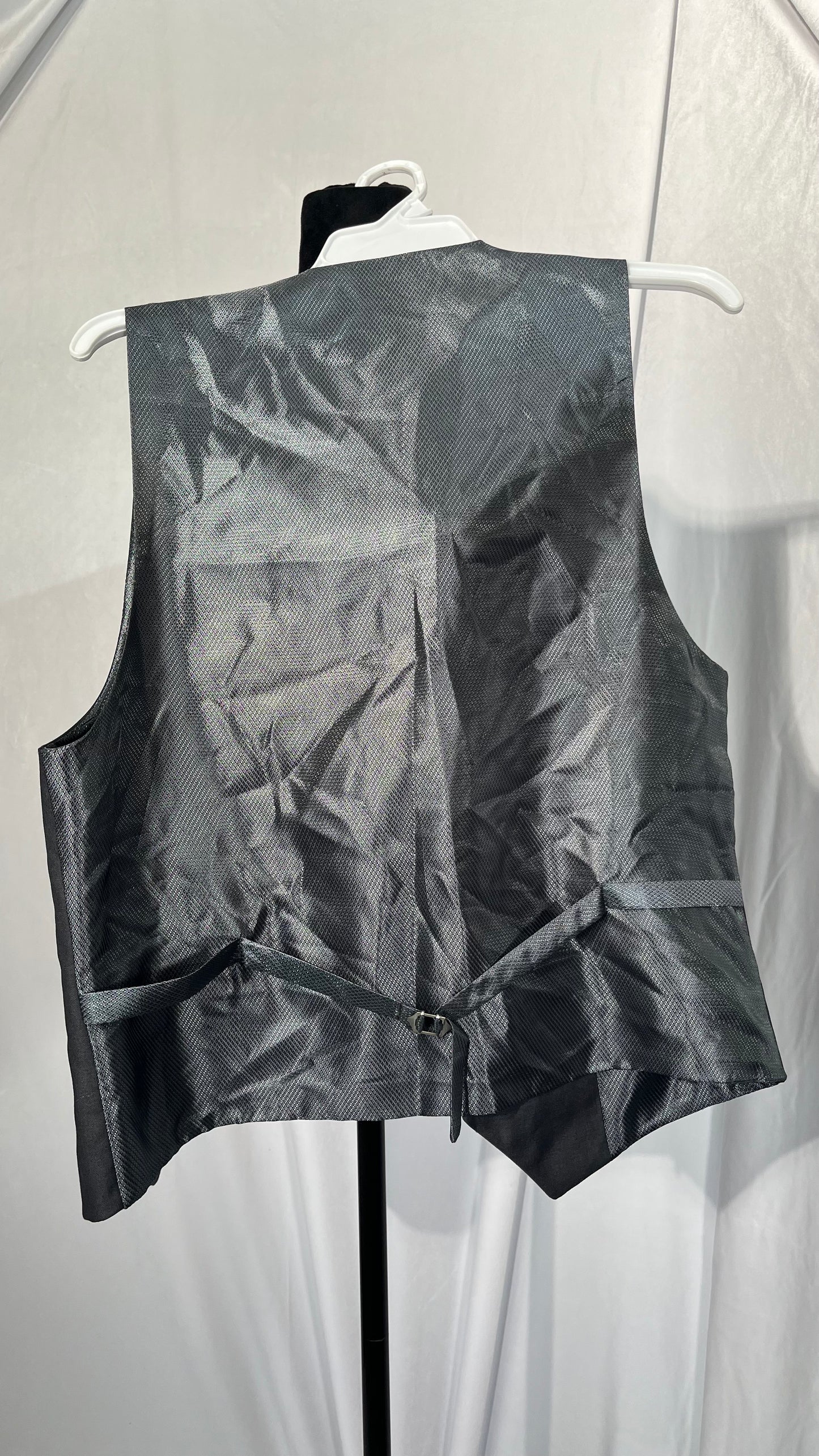 Van Heusen Mens Van Heusen Regular Fit Suit SeparatesBusiness Suit Vest Size 40R