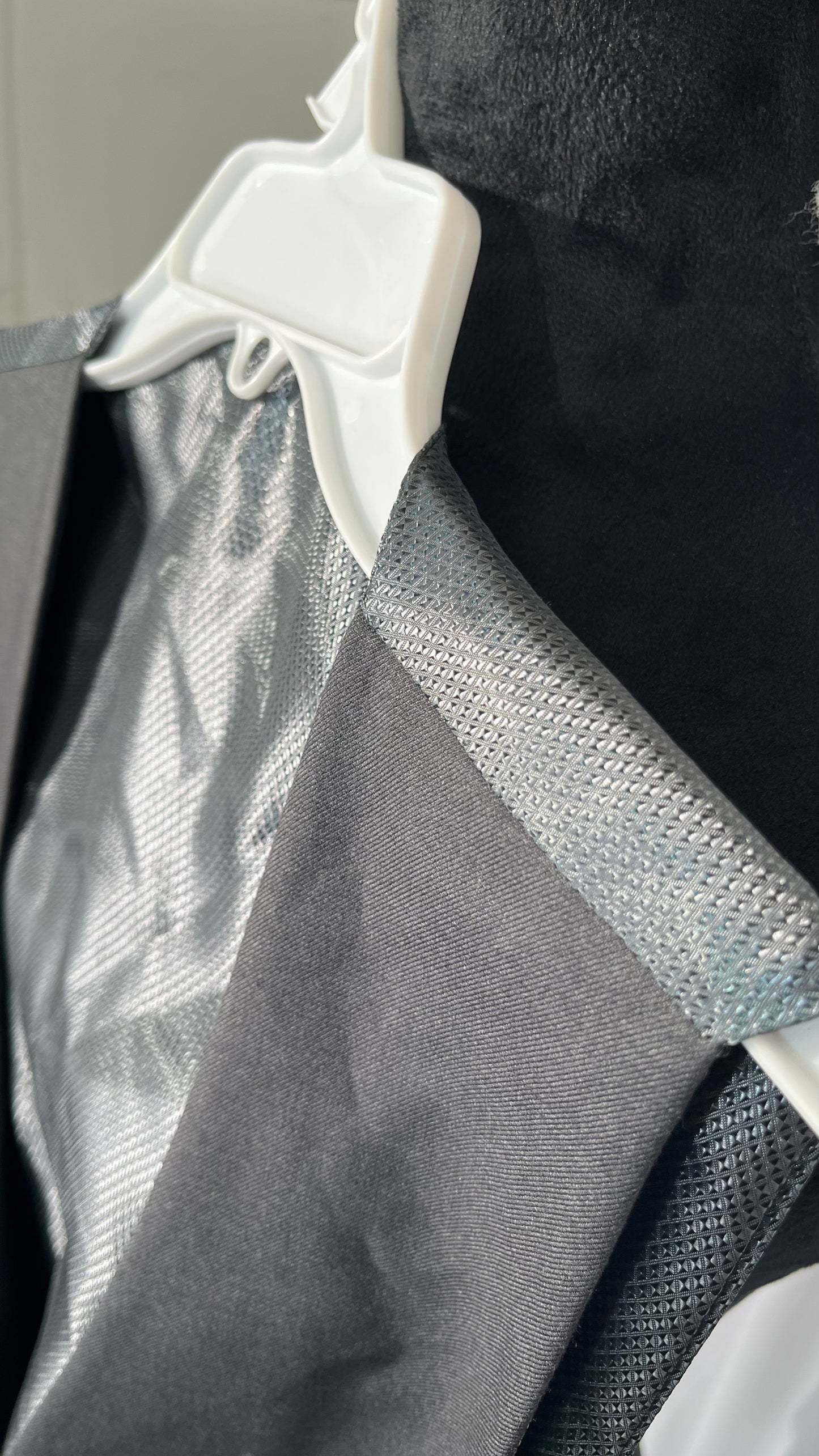 Van Heusen Mens Van Heusen Regular Fit Suit SeparatesBusiness Suit Vest Size 40R