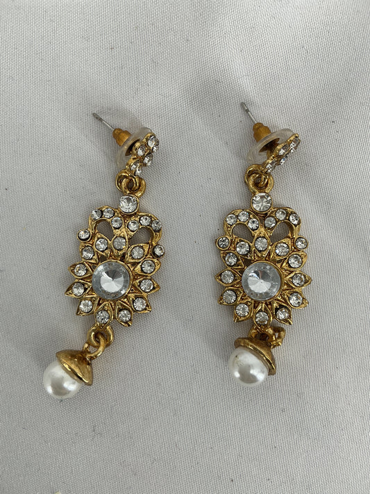 Vintage-style earrings