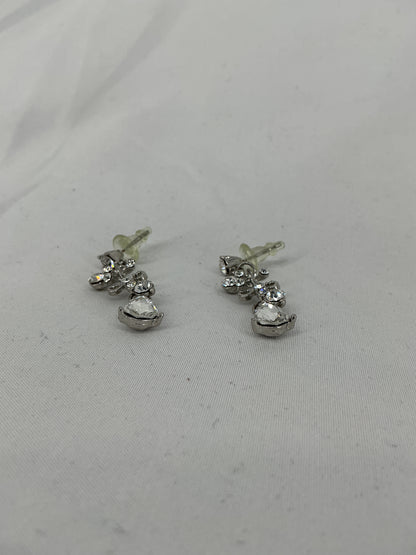 Vine and floral style earrings