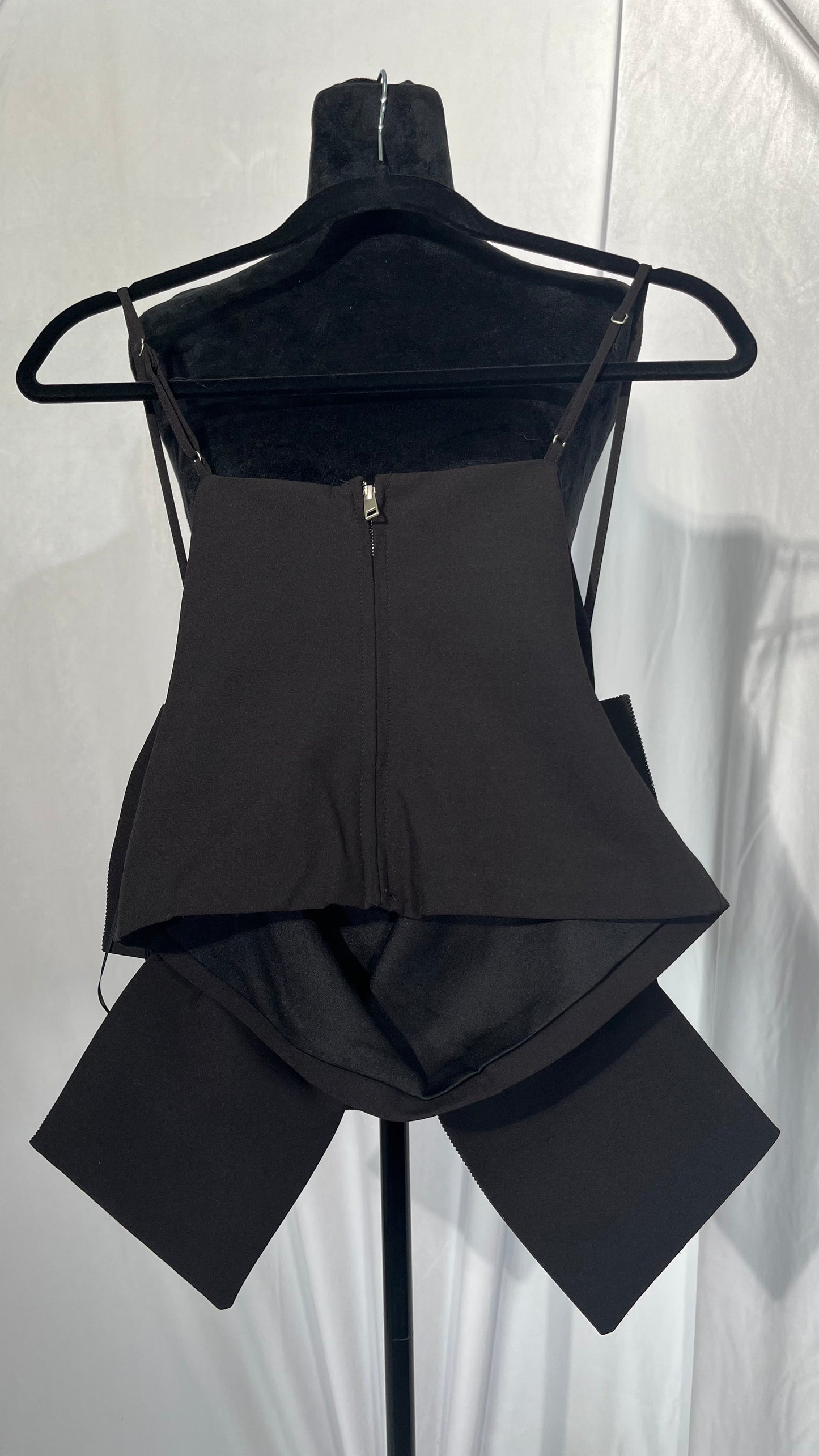 Short black camisole top size S