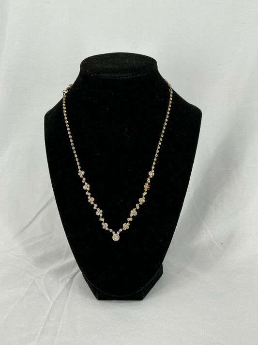 Sparkling Rhinestone Necklace (Silver Gradient)
