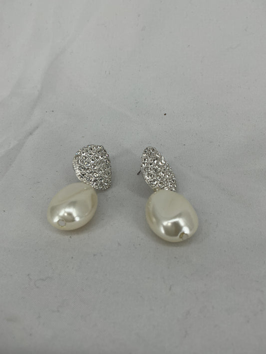 Diamond and pearl drop earrings