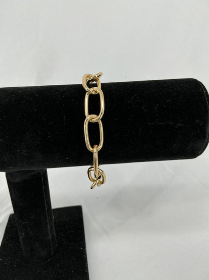 Gold chunky chain link bracelet
