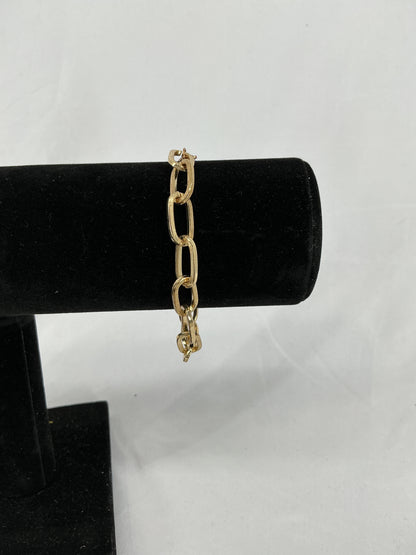 Gold chunky chain link bracelet