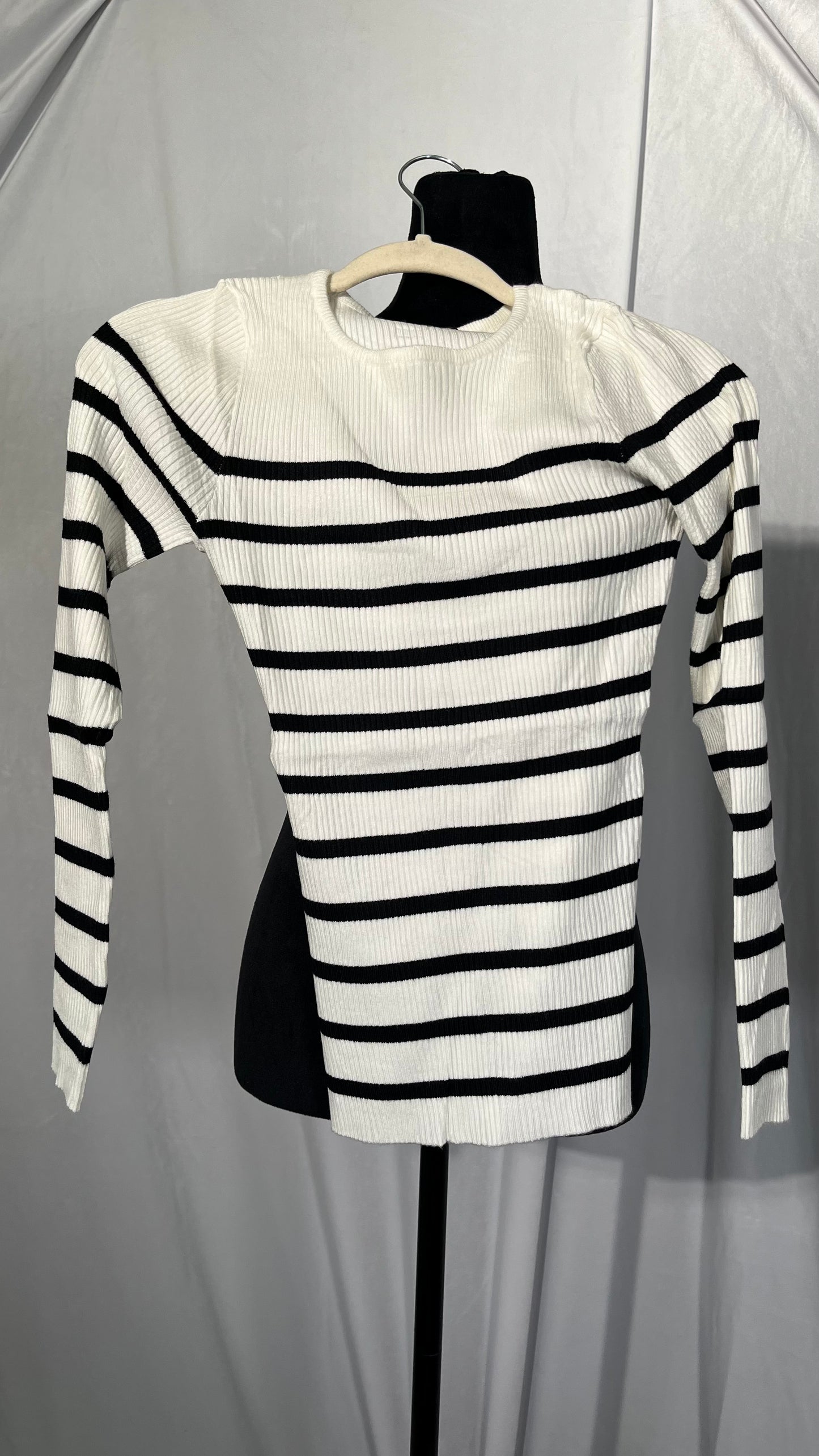 Alloaone Women's Round Neck Knitted Sweater Bottom Wool Pullover Stripe Top Size S