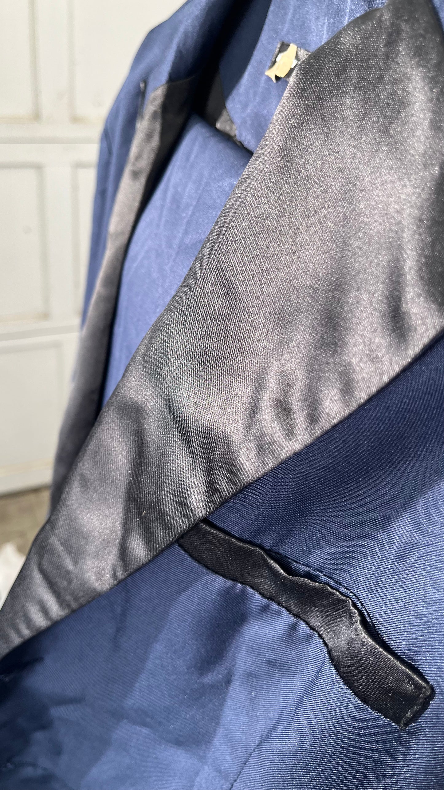 Mens Slim Fit Blazer Jacket One Button Lapel Turn-Down Collar Dress Suit Dinner Prom Party Wedding Business Tuxedo Coat Size L