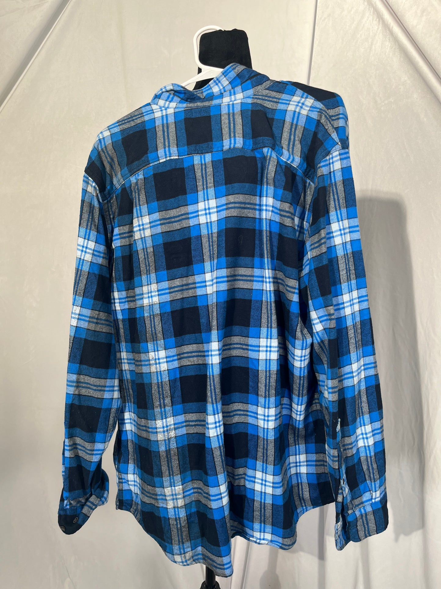 Mens & Boys Flannel Shirts Long Sleeve Cotton Regular Casual Plaid Button Down Shirt with Pockets  Size L