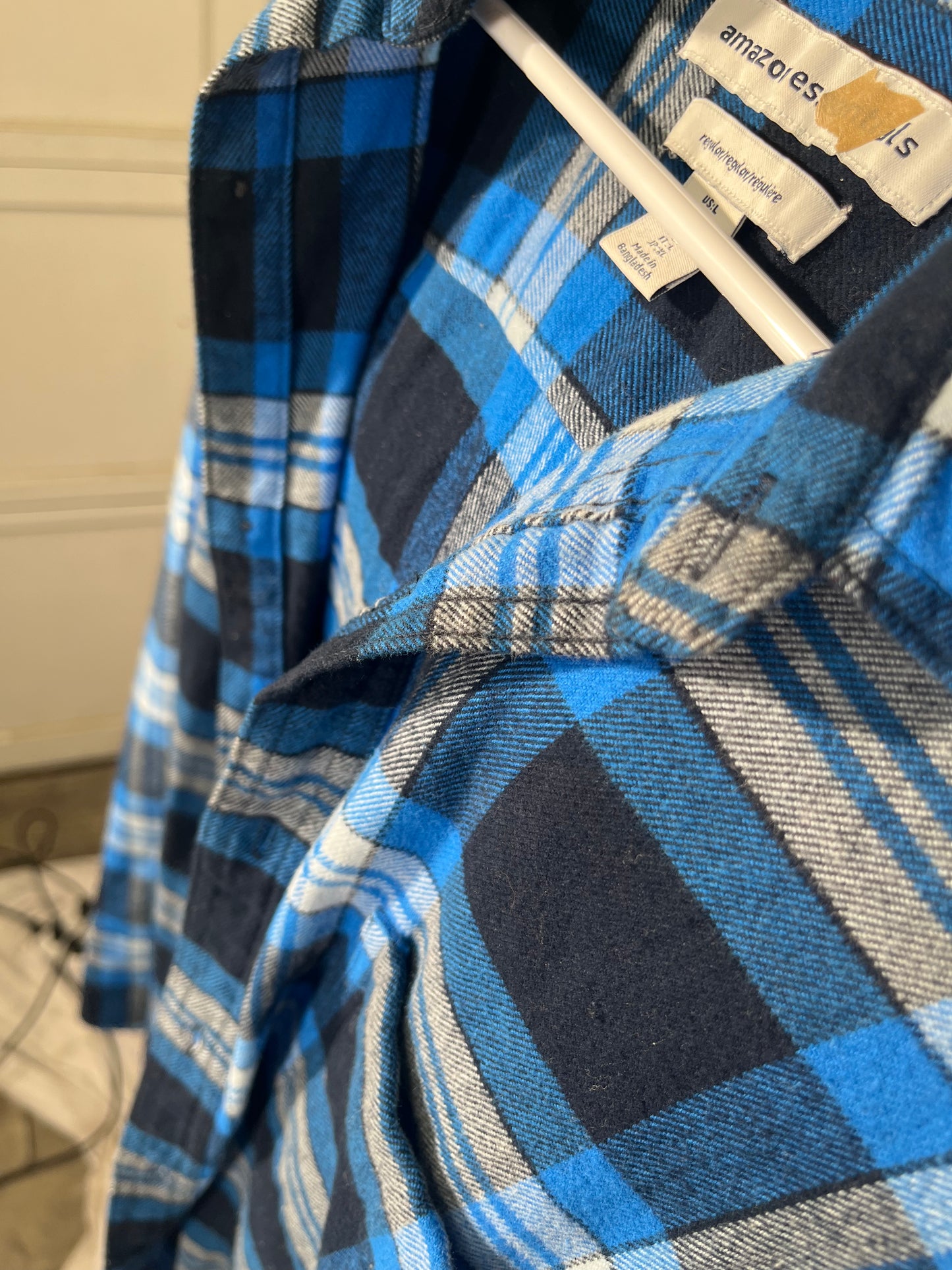 Mens & Boys Flannel Shirts Long Sleeve Cotton Regular Casual Plaid Button Down Shirt with Pockets  Size L