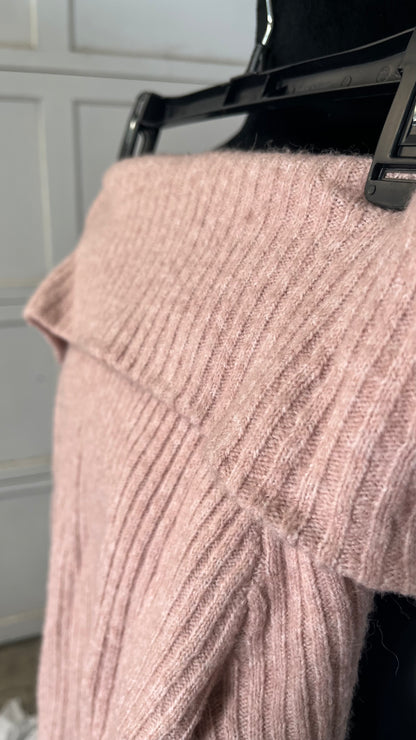 Off-the-shoulder jumper  Not saved to favourites Dusty pink marl Size S