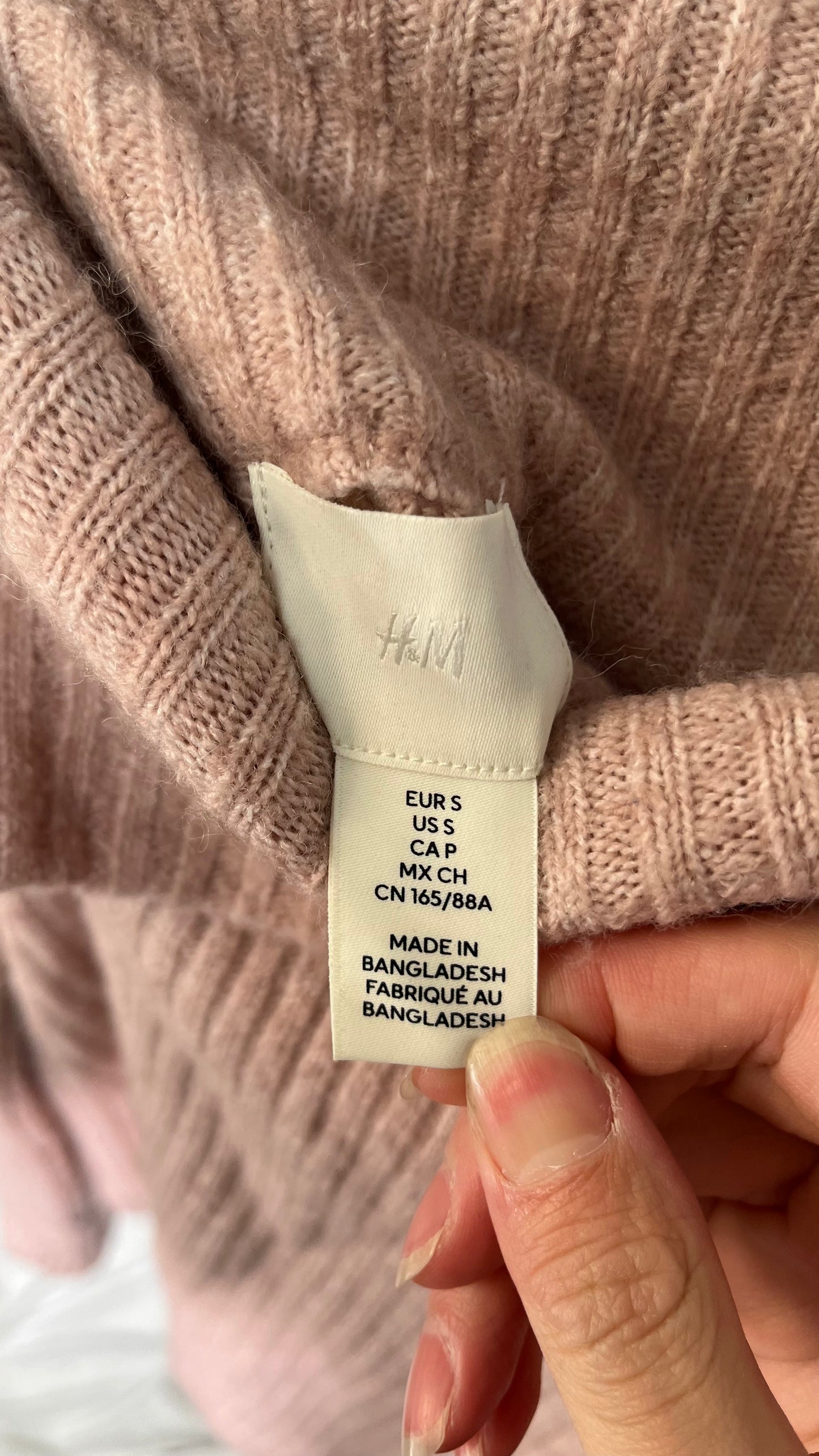 Off-the-shoulder jumper  Not saved to favourites Dusty pink marl Size S