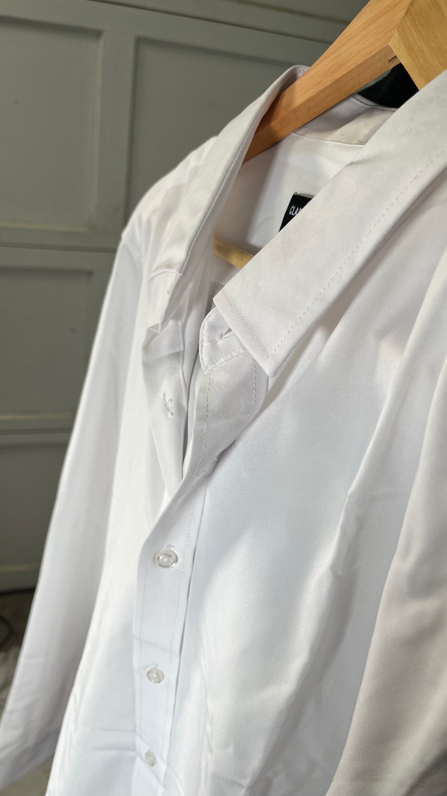 Short White Shirt Size L