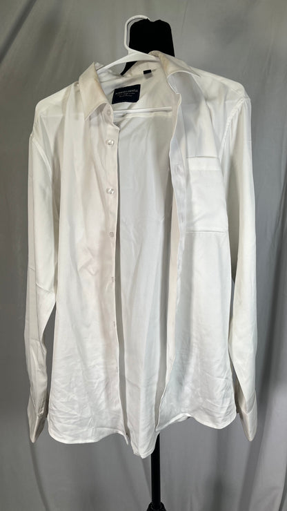 Short White Shirt Size M