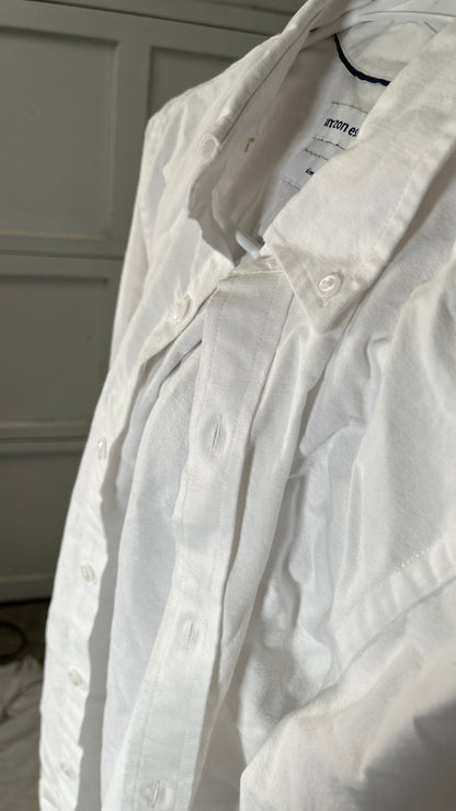 Amazon Essentials Men's Oxford Shirt, Slim-Fit Stretch, Long-Sleeve, Button Up Size XS