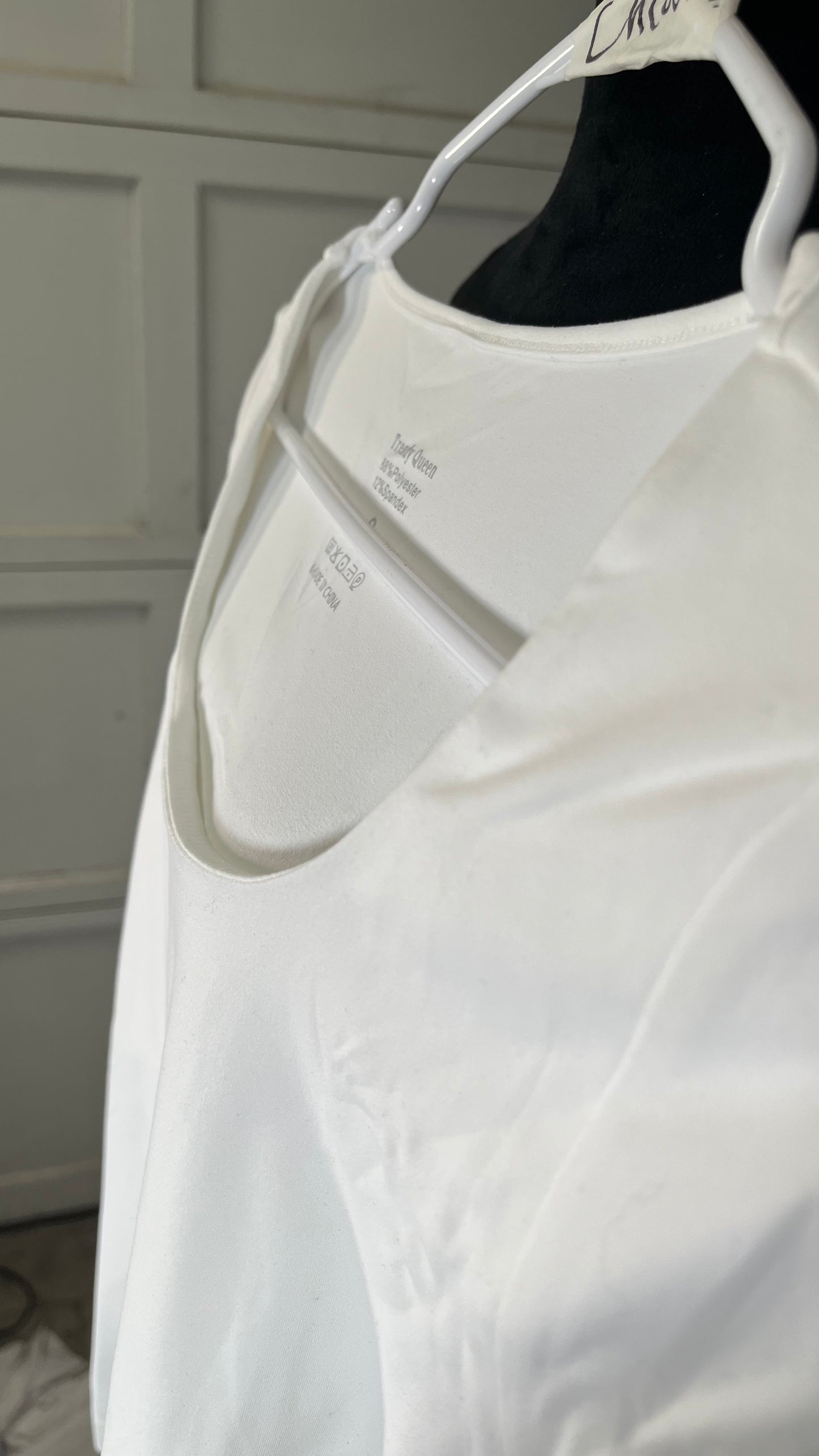 Trendy Queen Womens Long Sleeve Shirts Crop Tops Square Neck Going Out Basics Tees Y2K Winter ClothesSize S