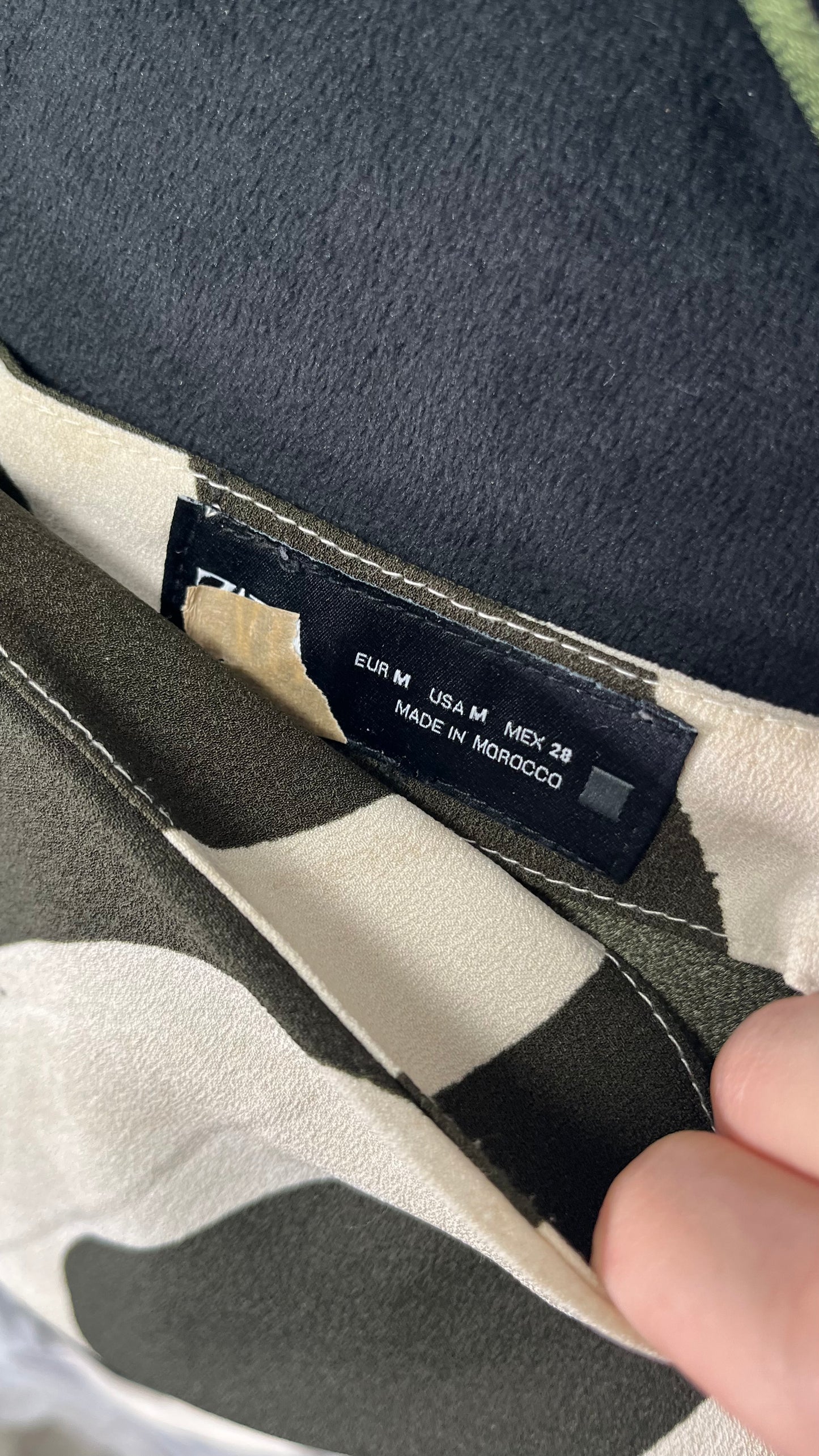 PRINTED MIDI DRESS Size M