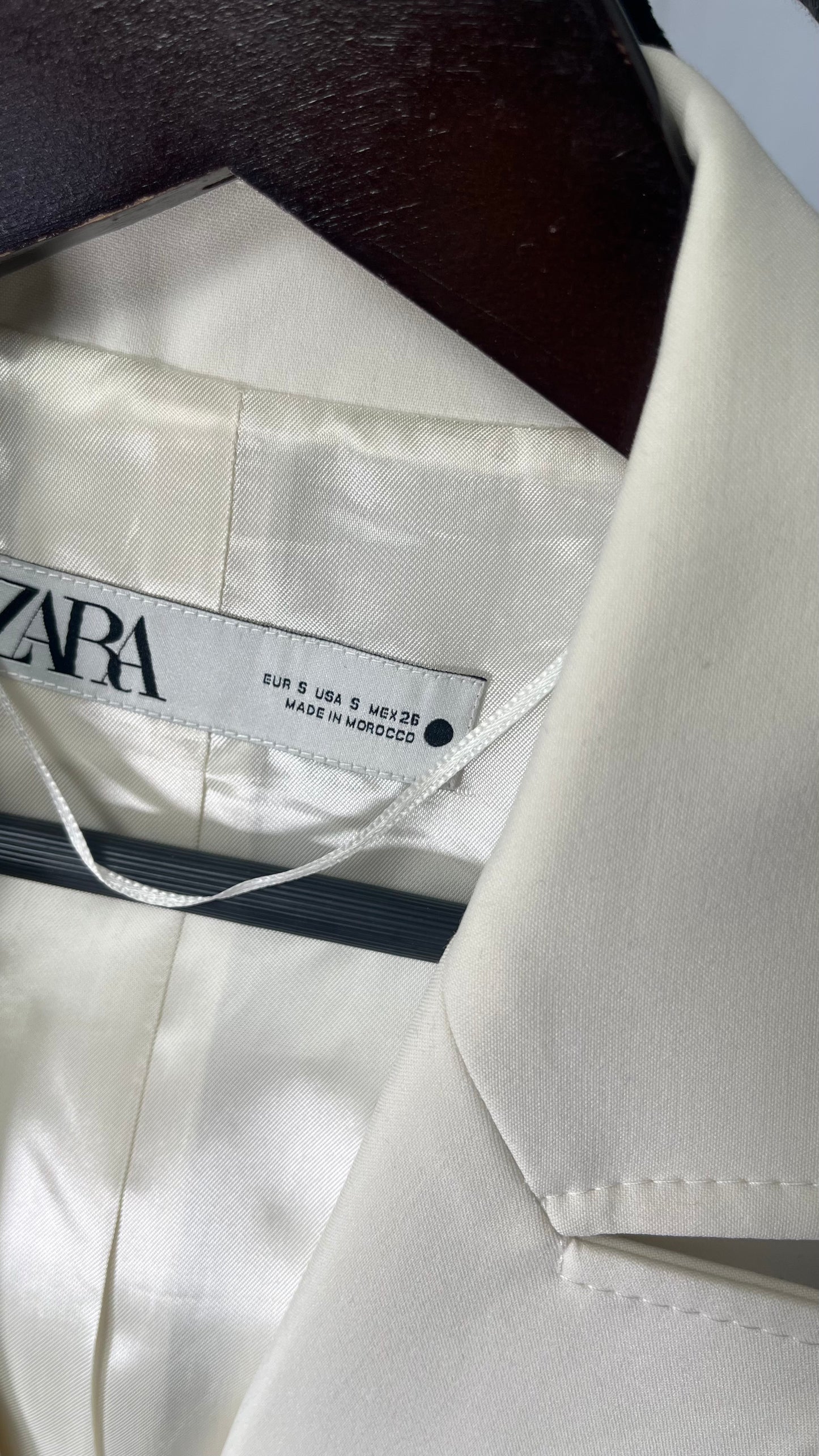 FITTED SHOULDER PAD BLAZER Size S