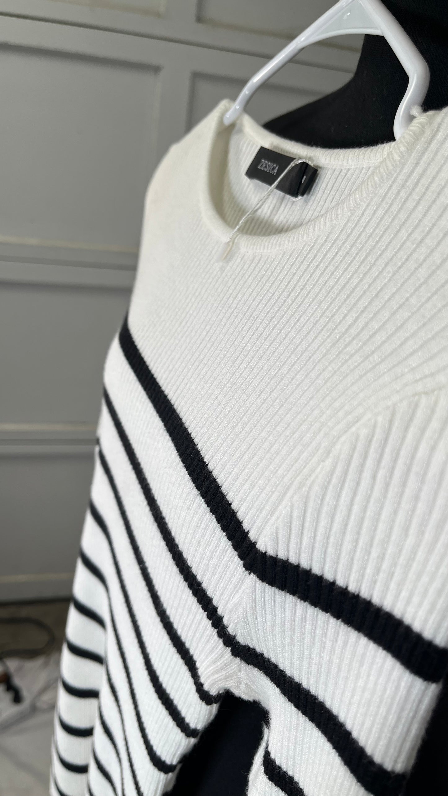 SHEIN Essnce Striped Pattern Scoop Neck Ribbed Knit Sweater,Long Sleeve Tops Size S