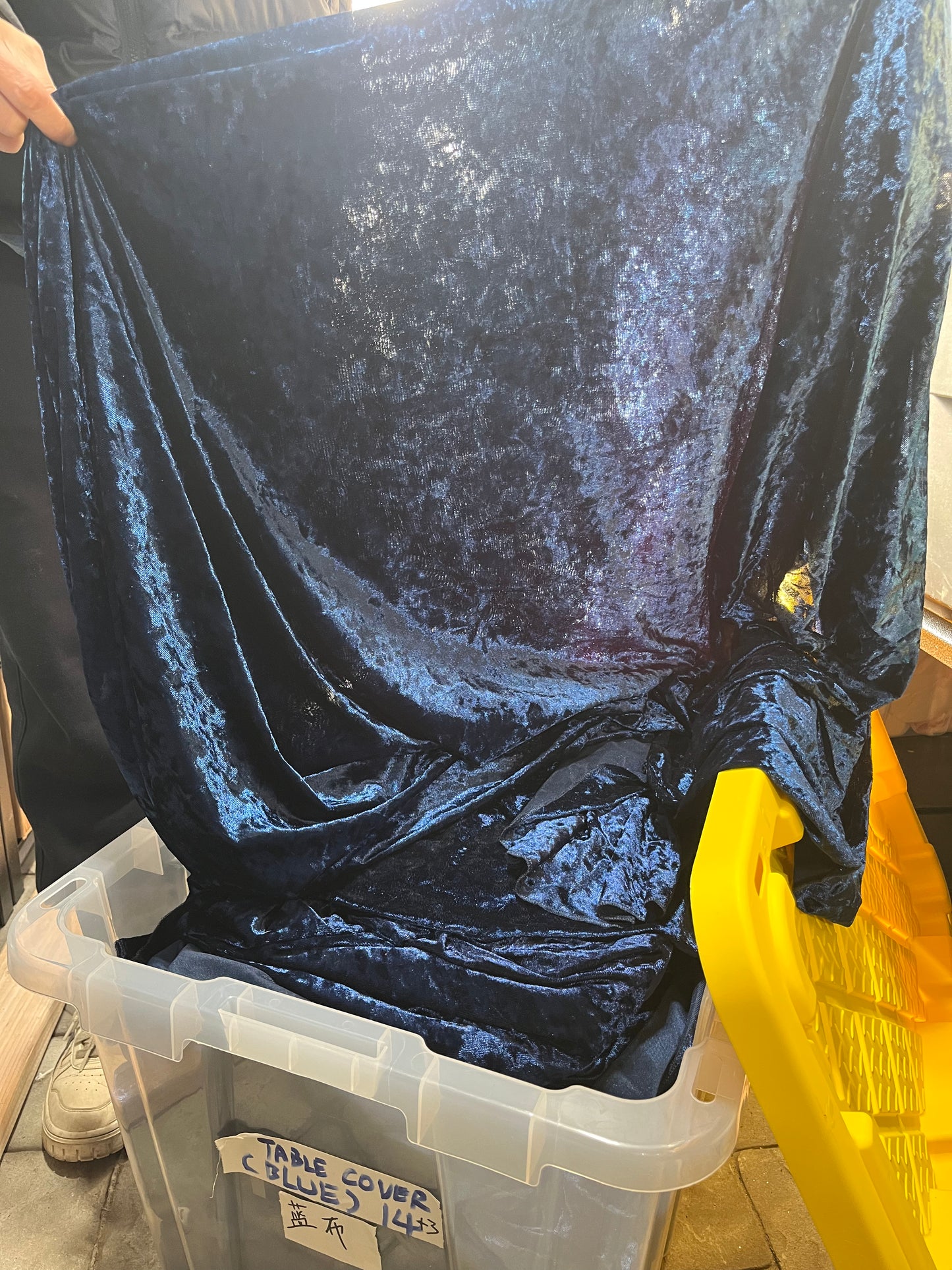 WISPET Black Sequin Tablecloth 90"x132" Party Glitter Tablecloth Rectangular Sequin Table Cover Overlay Glitter Wedding Birthday Reception Decoration Baby Bridal Shower Christmas Halloween Decorations