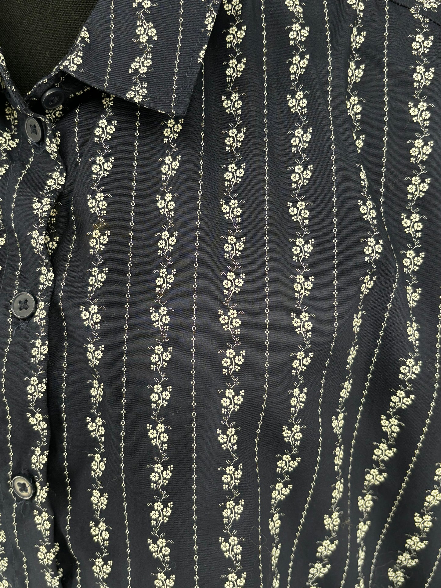 Women's Dark Blue Floral Print Cropped Shirt – Size M