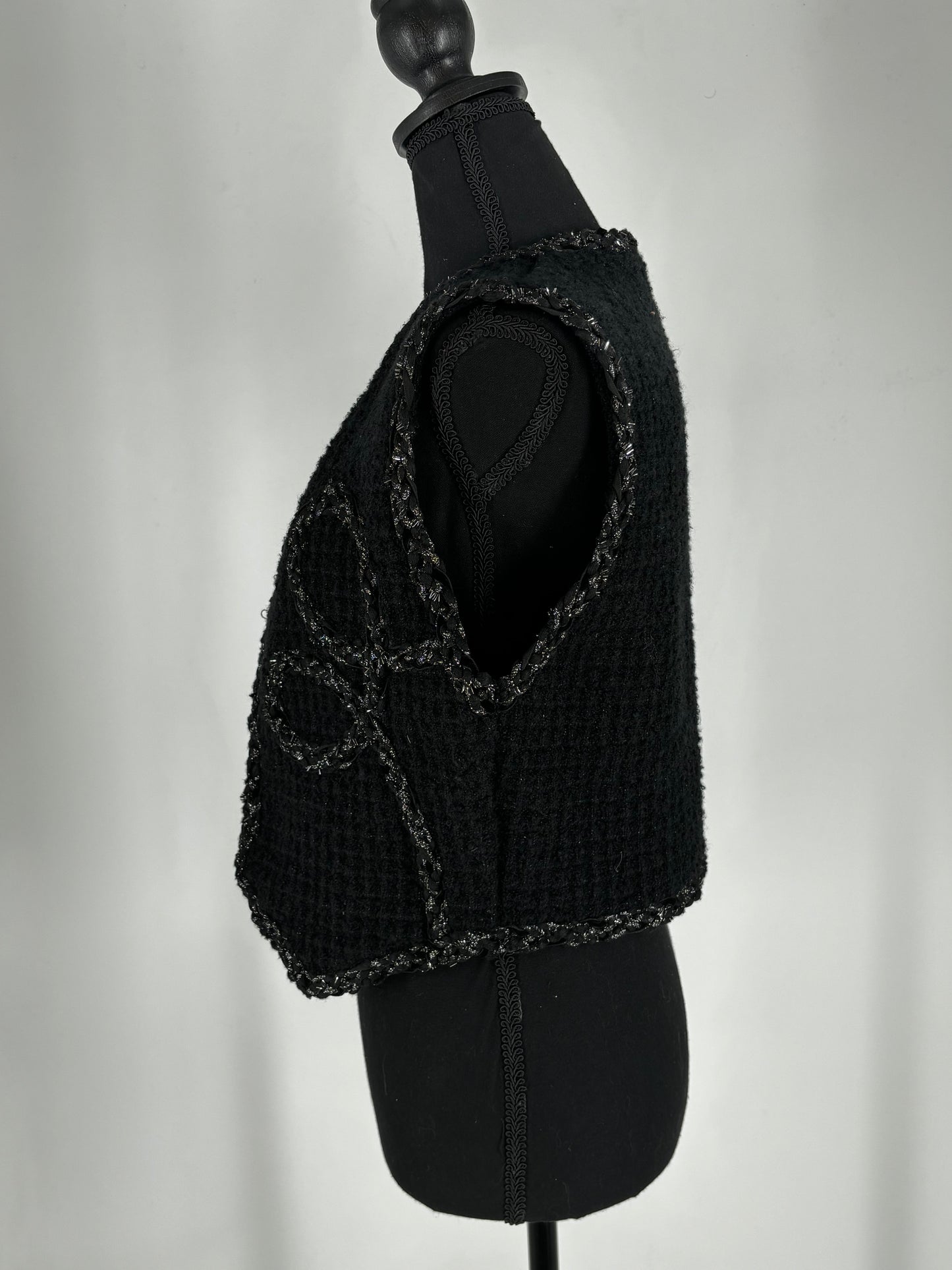 ZARA Women's Black Knitted Short Vest – Size M