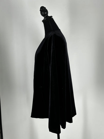 Women's Black Suede Sleeveless Shawl – Size M