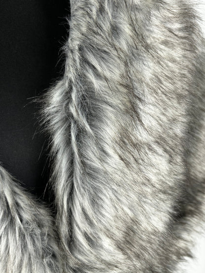 Women's Gray Faux Fur Shawl – One Size
