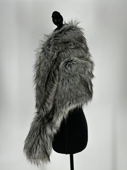 Women's Gray Faux Fur Shawl – One Size
