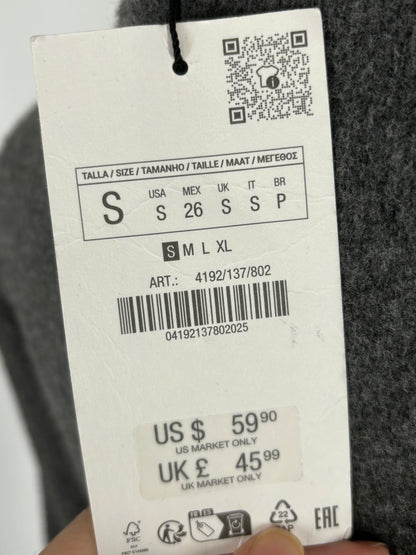 ZARA Women’s Gray Fitted Short Coat with Buttons – Size S