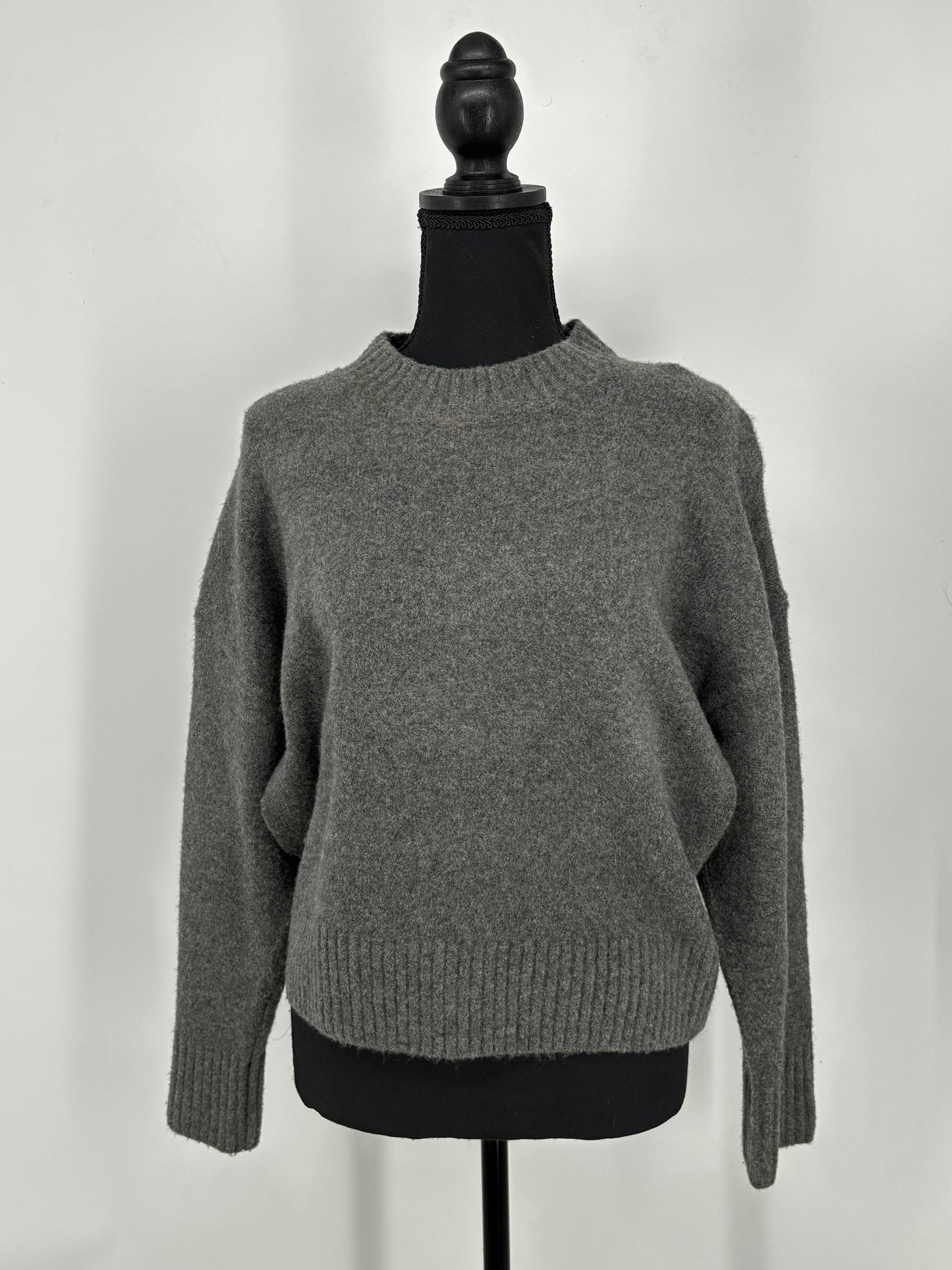 Women's Gray Pullover Sweater – Size XS