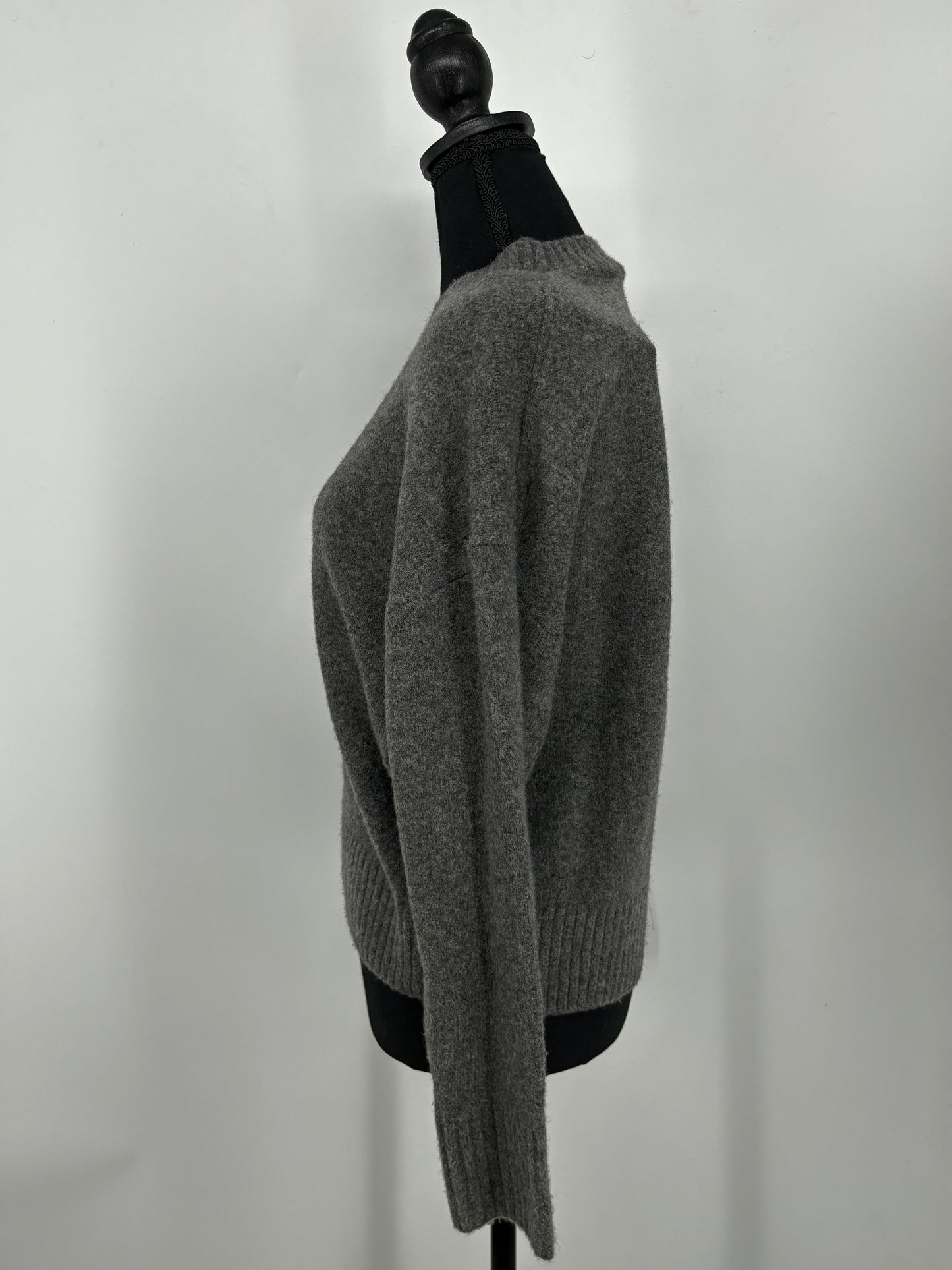 Women's Gray Pullover Sweater – Size XS