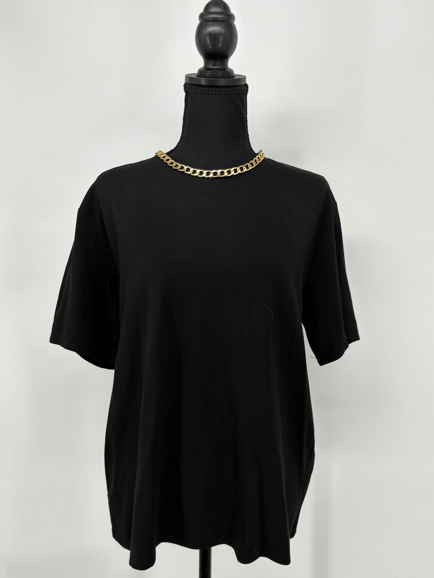 Women’s Black T-Shirt with Metal Chain Detail – Size M