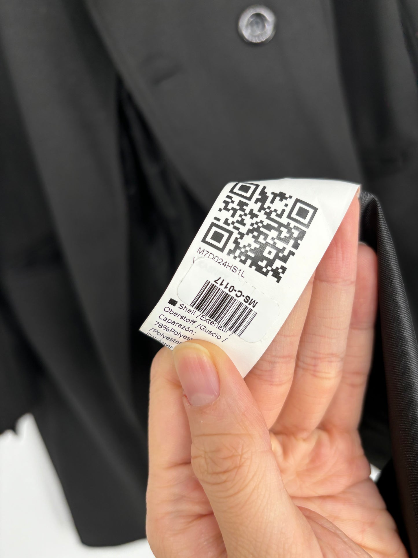 Men’s Black Overcoat – Estimated Size L–XL