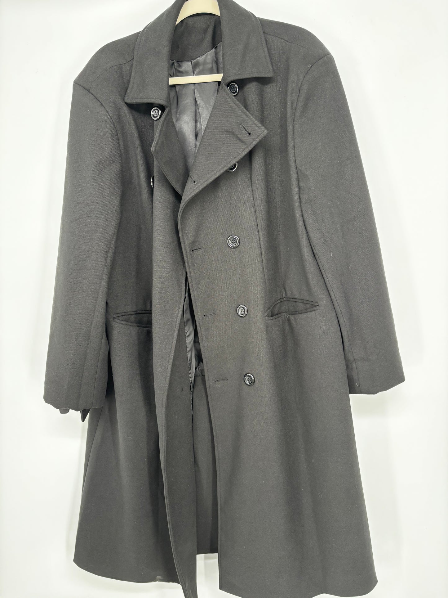 Men’s Black Overcoat – Estimated Size L–XL