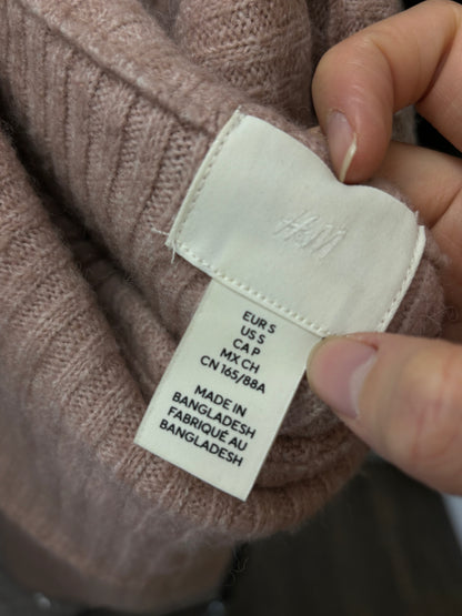 H&M Women’s Pink Open-Back Sweater – Size S