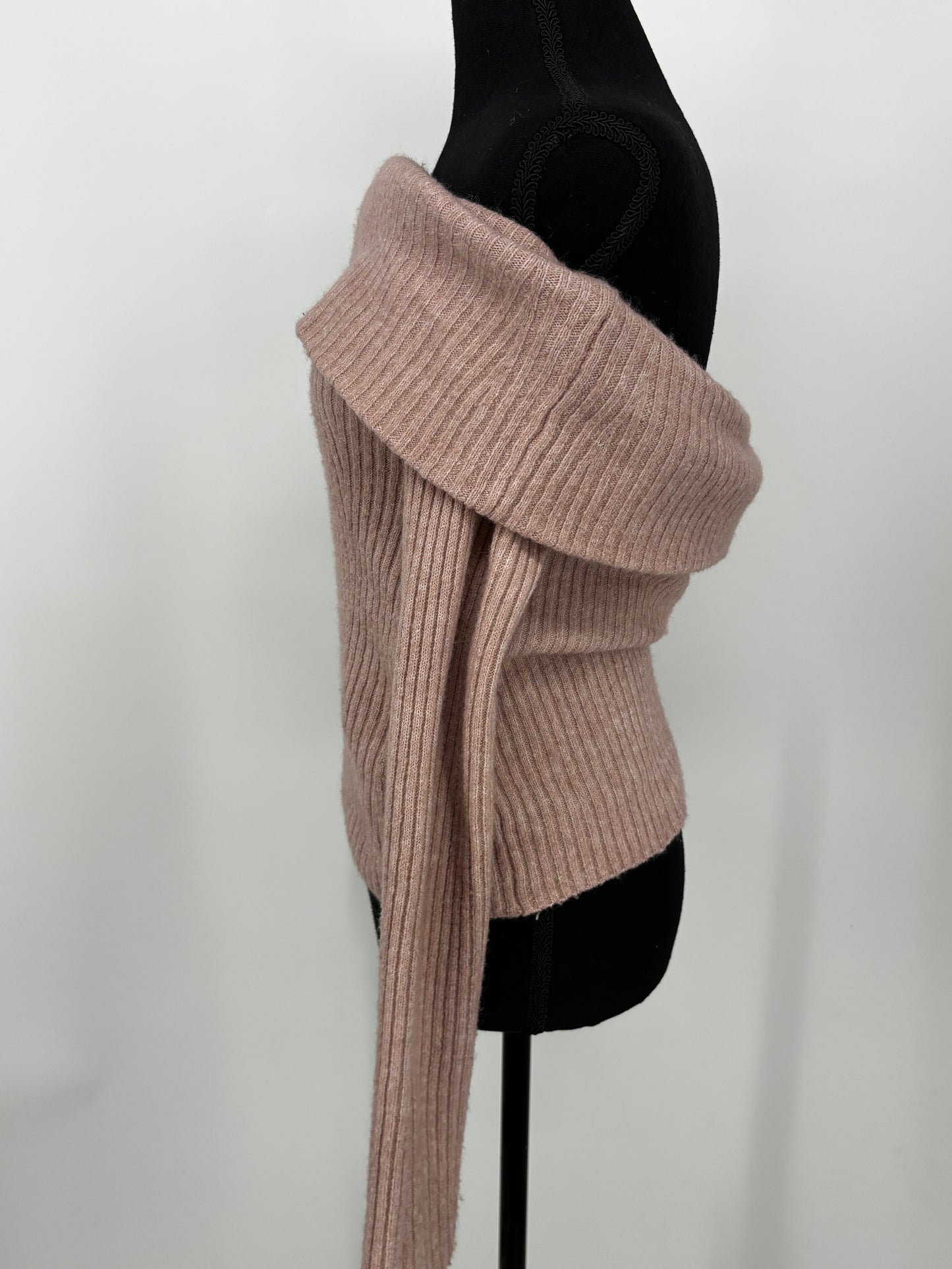 H&M Women’s Pink Open-Back Sweater – Size S