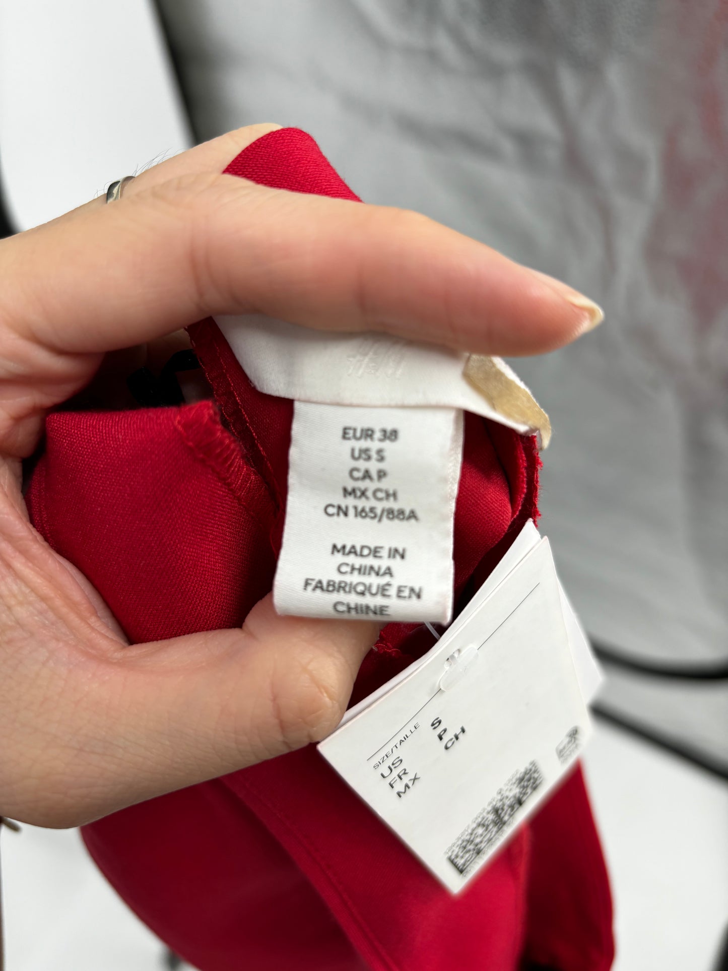 Women’s Red Off-Shoulder Dress – Size S