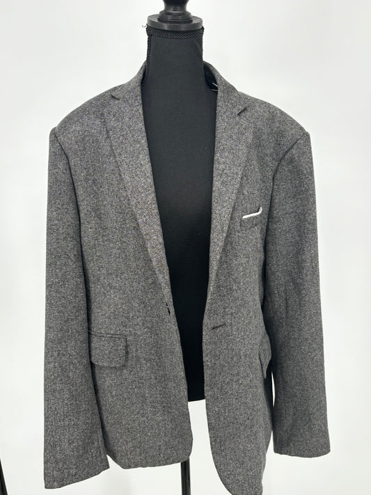 Men’s Gray Double-Breasted Suit – Size L