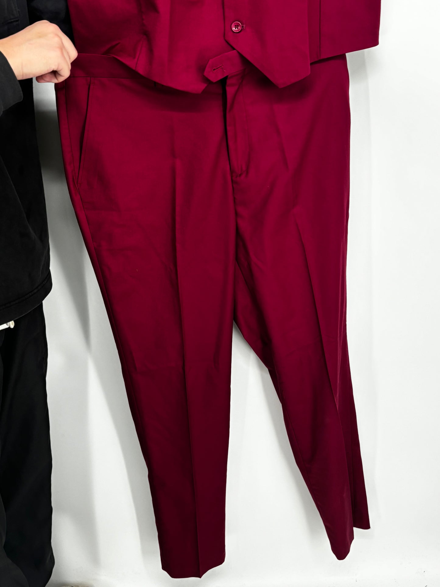 Men’s Burgundy Vest and Matching Dress Pants Set –Size no