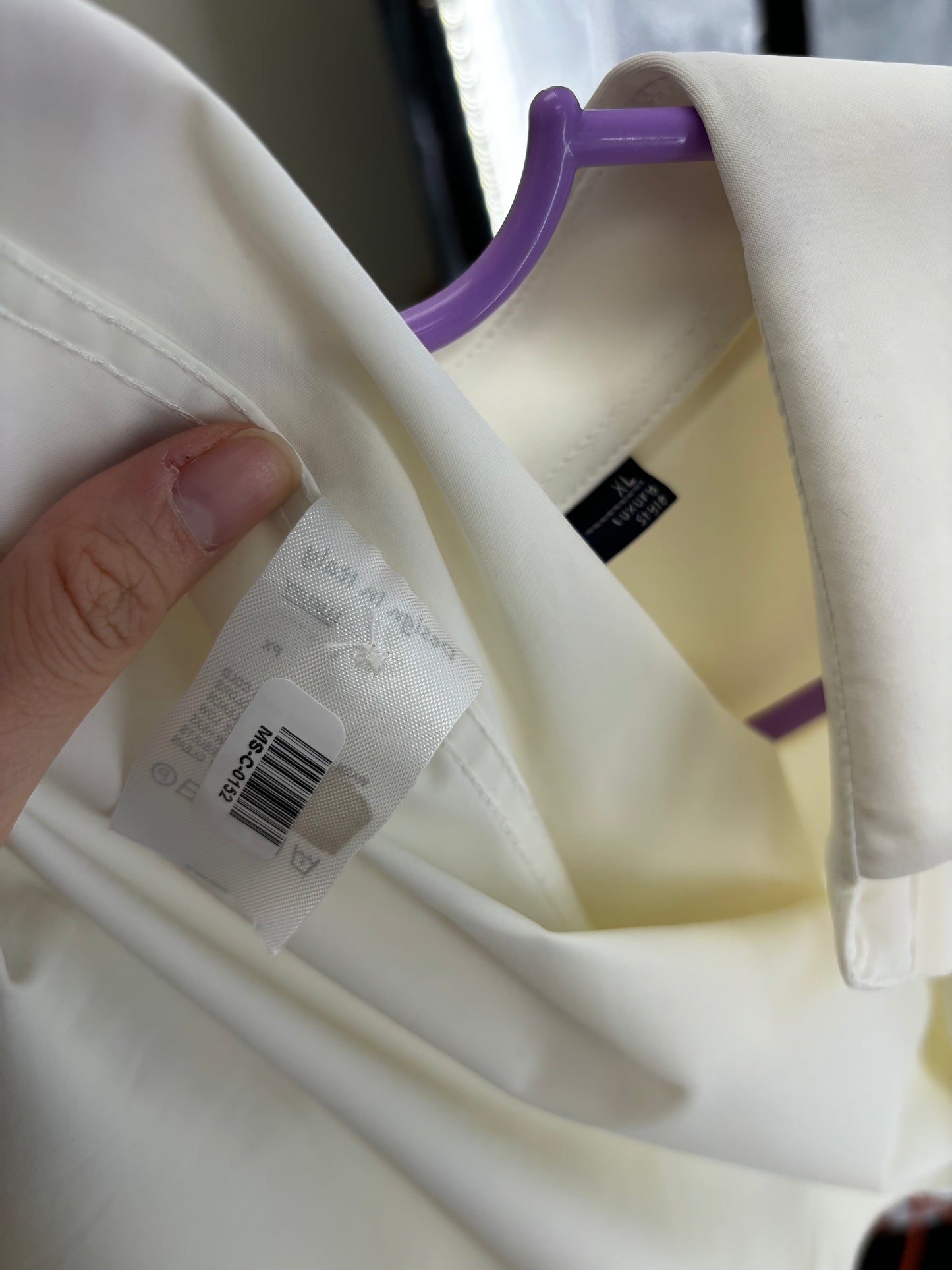 Women’s White Button-Up Shirt – Size XL