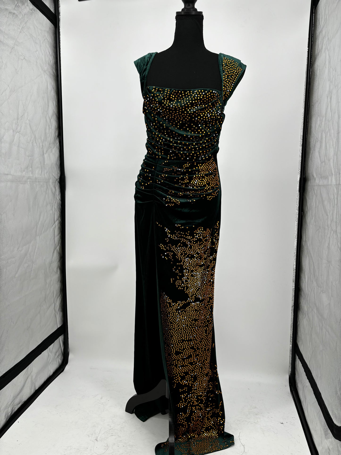 Women’s Black Train Evening Gown – Size L