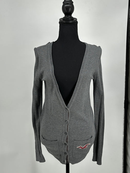 Men’s Gray V-Neck Cardigan Sweater – Size M