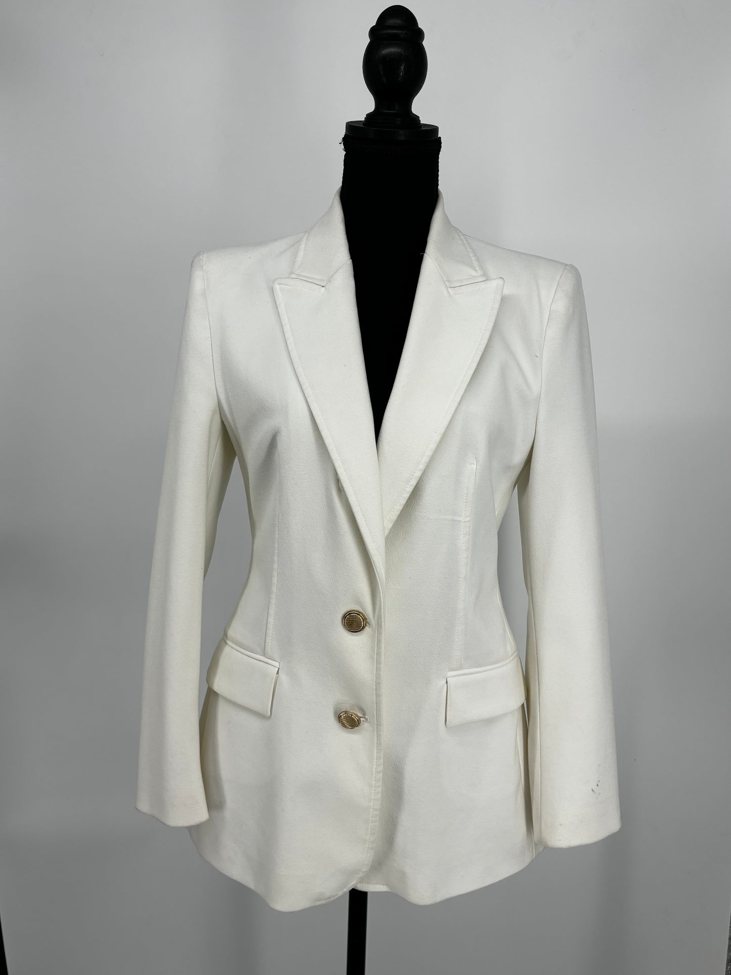 Women’s White Blazer-size no