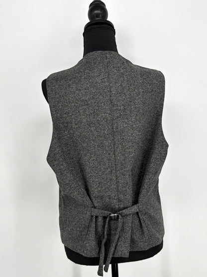Men’s Gray V-Neck Vest – Size L