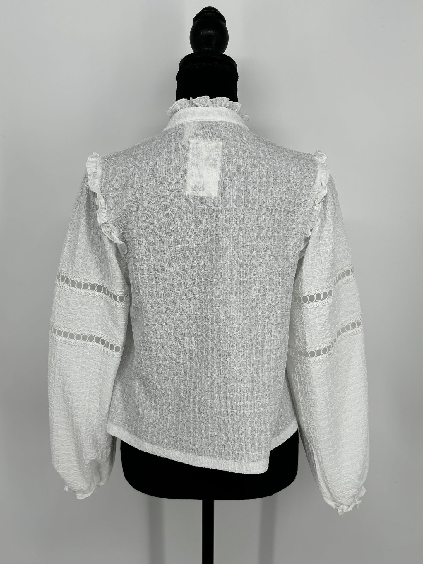 Women’s White Vintage Bell Sleeve Blouse size xs