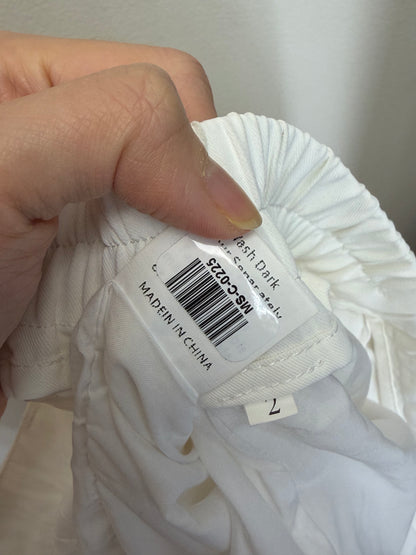 Women’s White Loose Fit Pants – Estimated Size S–M