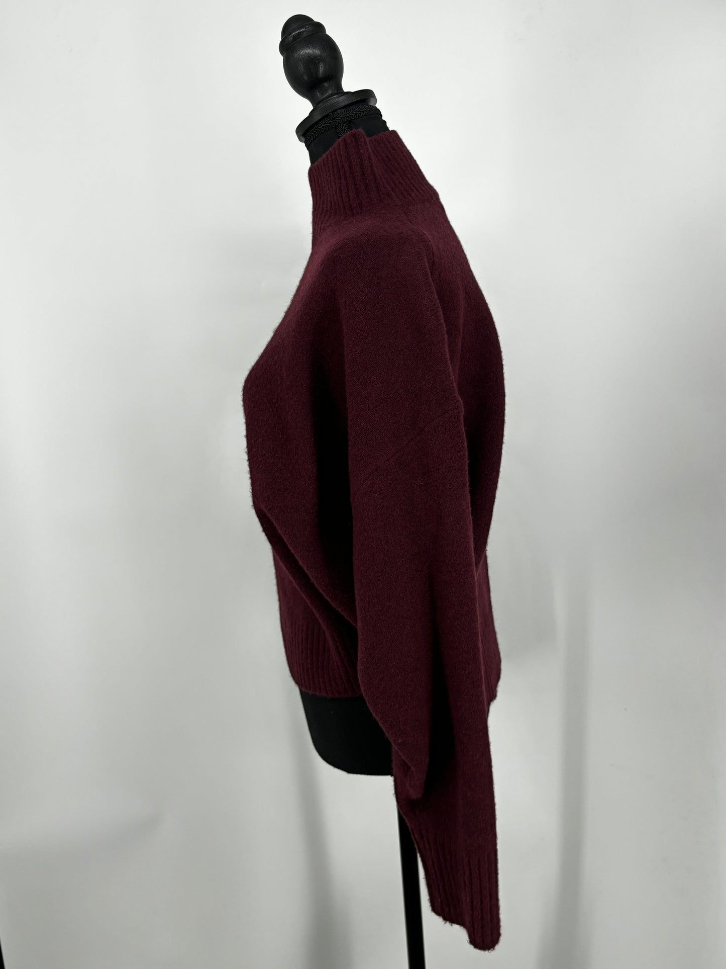 Women’s Burgundy Turtleneck Sweater size m