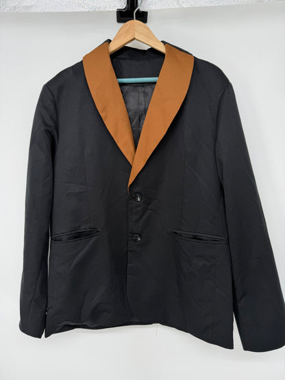 Men’s Black Contrast Lapel Blazer size m