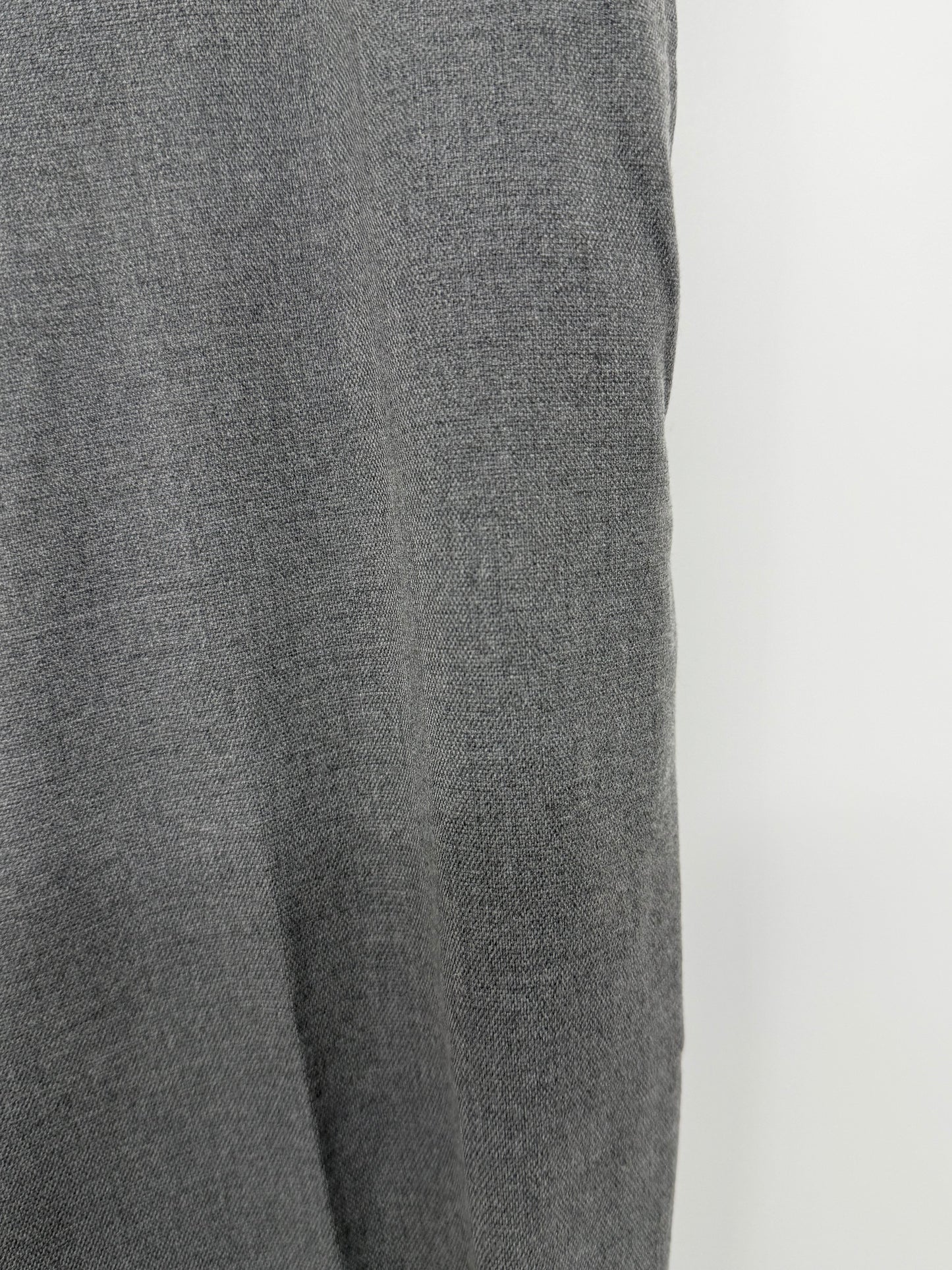 Men’s Gray Straight-Leg Dress Pants size 33R